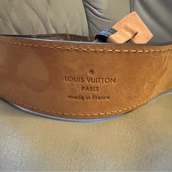 Louis Vuitton Monogram Canvas Belt - Picture 2 of 5
